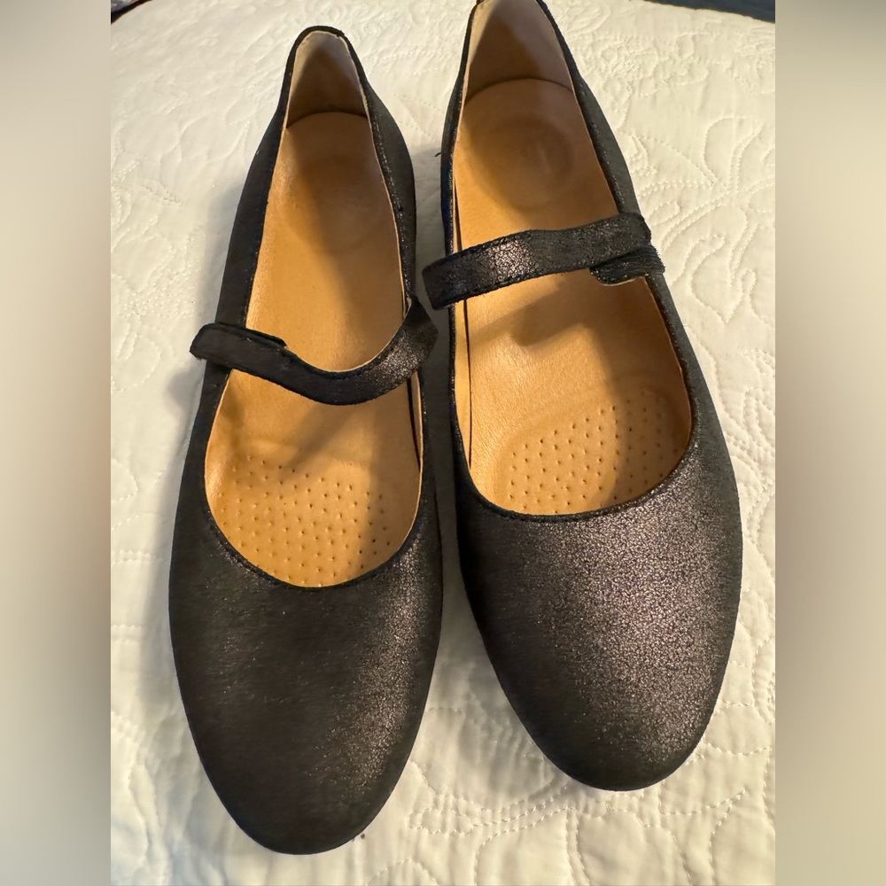 Dansko, Mary Jane flats size 40